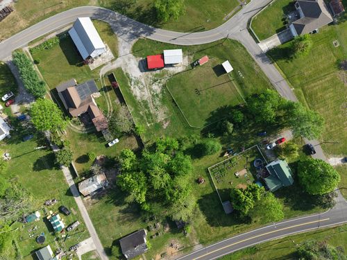 101 Meeks Ave, Burns, TN, 37029-6107 | Card Image