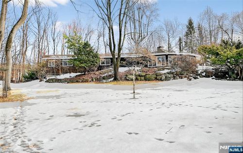 224 Miller Rd, Mahwah, NJ, 07430-1425 | Card Image