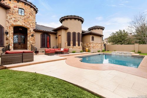 1028 Spanish Trl, New Braunfels, TX, 78132-4334 | Card Image