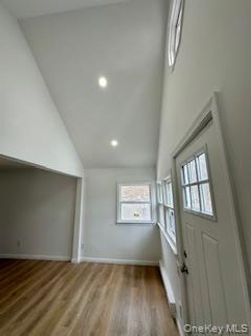 66 Lake Shore Dr, Patterson, NY, 12563-1506 | Card Image