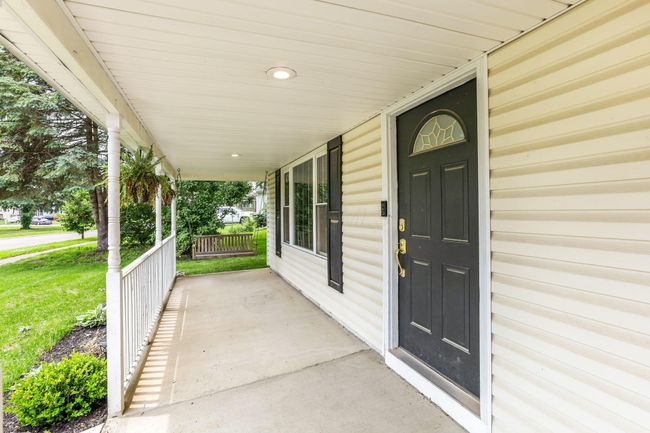 3829 Potomac St, House other with 3 bedrooms, 2 bathrooms and null parking in Groveport OH | Image 6