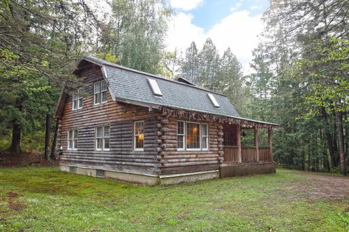 886 Brook Rd, West Halifax, VT, 05358 | Card Image