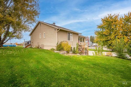 9696 Gloria Rd, Middleton, ID, 83644-5044 | Card Image