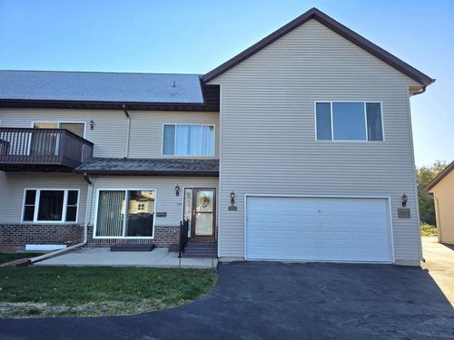 12-724 Cherokee Path, LAKE MILLS, WI, 53551-9575 | Card Image