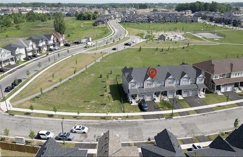 3 Cooke Ave, Brantford, ON, N3T0S2 | Card Image