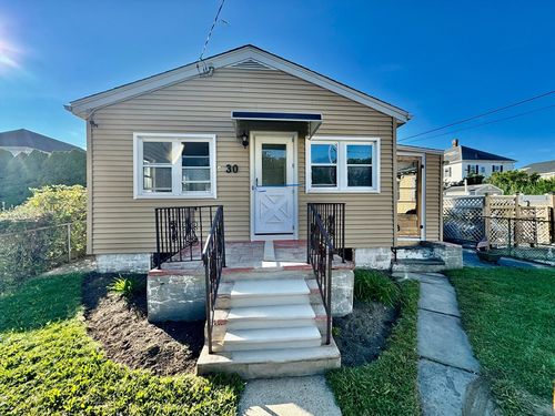 30 Lucas St, New Bedford, MA, 02744-1510 | Card Image
