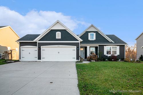 2116 Brindle Dr, Hudsonville, MI, 49426-7748 | Card Image