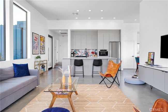 Livingroom to Kitchen | Image 15