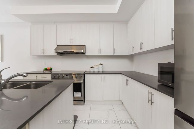 111 Walker Rd W, House other with 5 bedrooms, 4 bathrooms and 4 parking in Caledon ON | Image 25