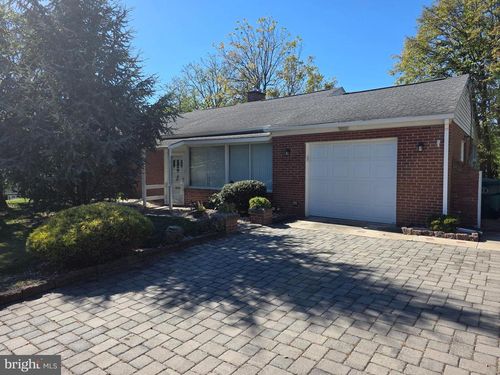 1906 Colonial Rd, HARRISBURG, PA, 17112-1407 | Card Image