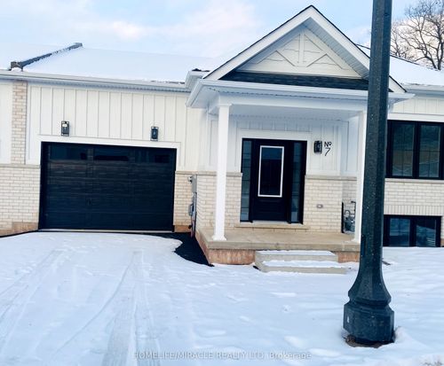 7 Santa Barbara Ln Lane, Halton Hills, ON, L7G0P7 | Card Image