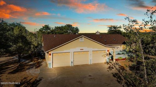 7731 N Deerfield Dr, Prescott, AZ, 86305-7747 | Card Image