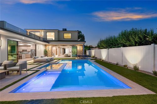 16728 Morrison St, Encino, CA, 91436-1048 | Card Image