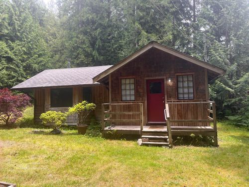 980 Woodley Rd, Roberts Creek, BC, V0N2W4 | Card Image