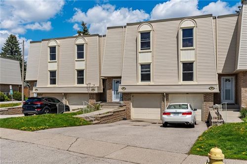 c-662 Grey Street, Brantford, ON, N3S4Y4 | Card Image