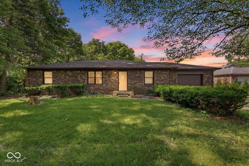 4661 N Frontage Rd, Fairland, IN, 46126-9654 | Card Image