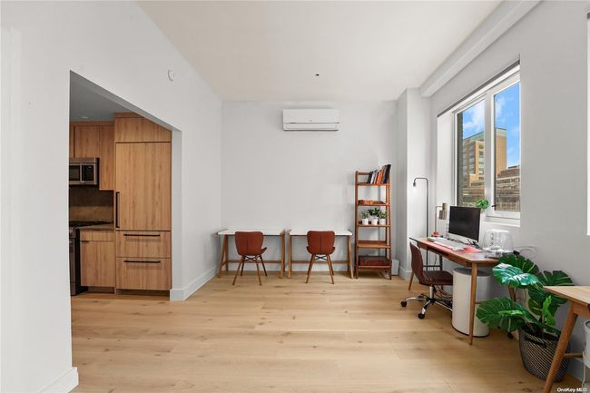APT-5F - 24-16 Queens Plz S, Condo with 0 bedrooms, 1 bathrooms and null parking in Long Island City NY | Image 4