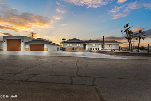 2060 Cabana Dr, Lake Havasu City, AZ, 86404-1034 | Card Image
