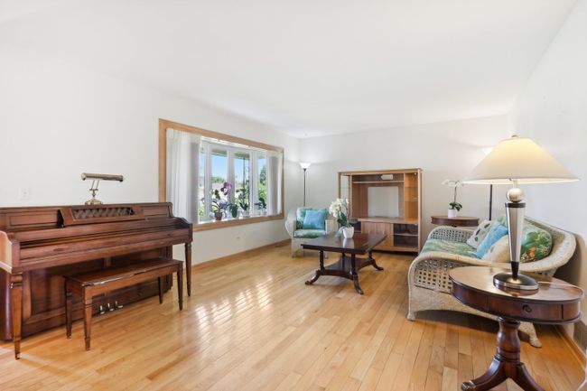1785 W Jo Ann Ln, House other with 4 bedrooms, 3 bathrooms and 2 parking in ADDISON IL | Image 7