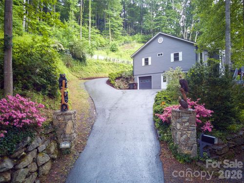 7 Heigel Ln, Maggie Valley, NC, 28751-9300 | Card Image