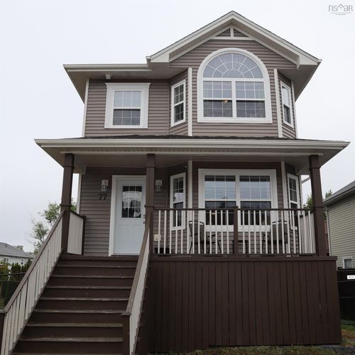 77 St Clair Ave, Dartmouth, NS, B2X0B2 | Card Image