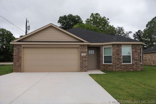 5010 S Mockingbird Ln, Atoka, OK, 74525-6856 | Card Image
