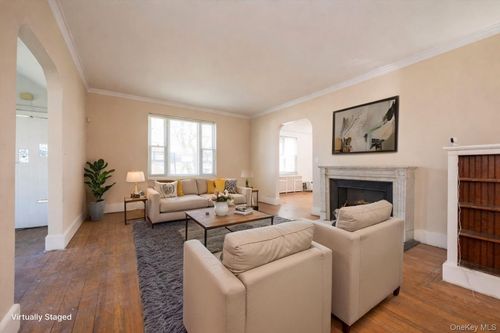 3162 Miles Ave, Bronx, NY, 10465-3716 | Card Image