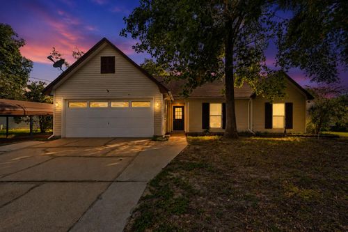 104 Hollow Cv, Crestview, FL, 32539-6332 | Card Image