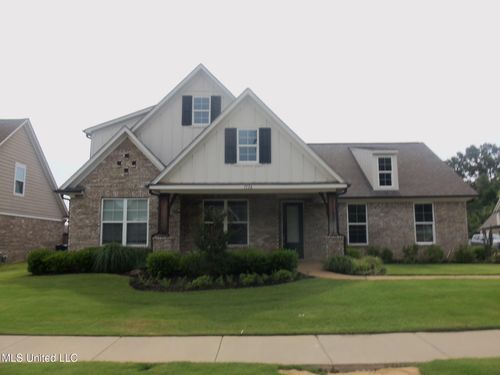 7156 Edgewater Dr, Olive Branch, MS, 38654-2512 | Card Image