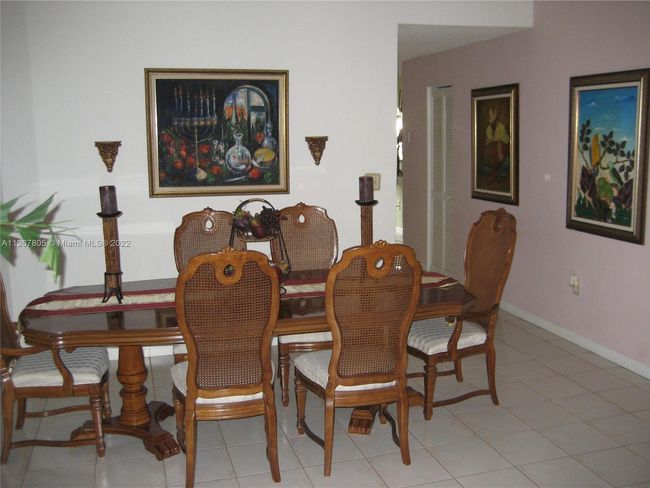 0 - 11282 Sw 91 Te, House other with 3 bedrooms, 2 bathrooms and null parking in Miami FL | Image 3