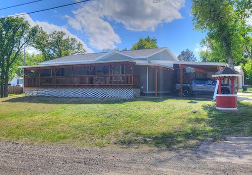 102 10th Ave, Belle Fourche, SD, 57717-1115 | Card Image