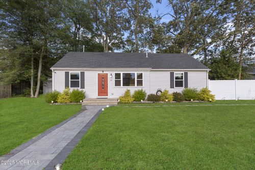 21 Scoop Rd, Brick, NJ, 08723-5837 | Card Image