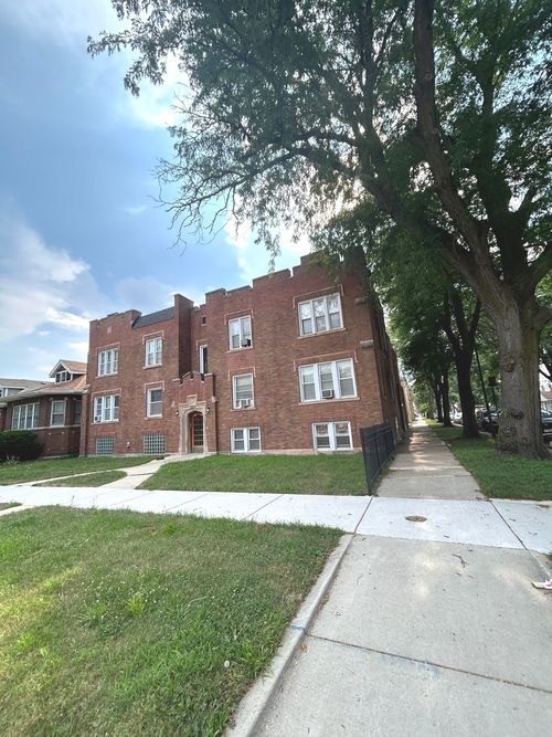 2-221 E 78th Street, Chicago, IL, 60619 | Card Image