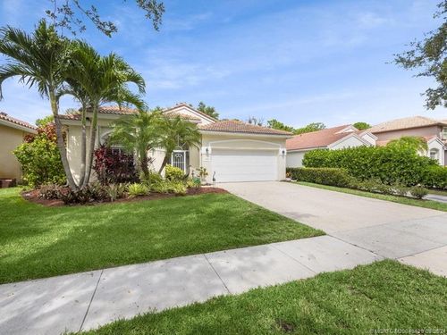 7136 Se Twin Oaks Circle, Stuart, FL, 34997 | Card Image