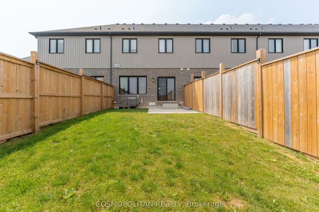 10 Spring Crest Way, House attached with 3 bedrooms, 3 bathrooms and 1 parking in Thorold ON | Image 22