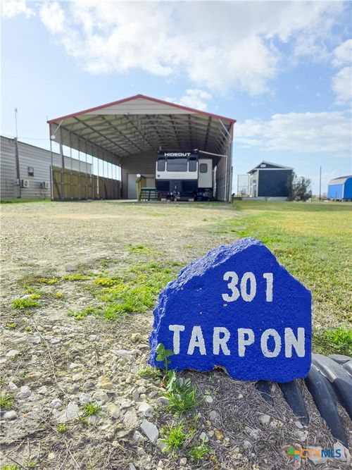 301 Tarpon Dr, Palacios, TX, 77465-2043 | Card Image