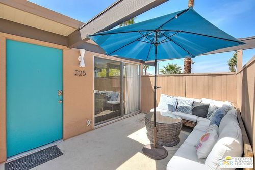 225-1111 E Palm Canyon Dr, Palm Springs, CA, 92264-8823 | Card Image