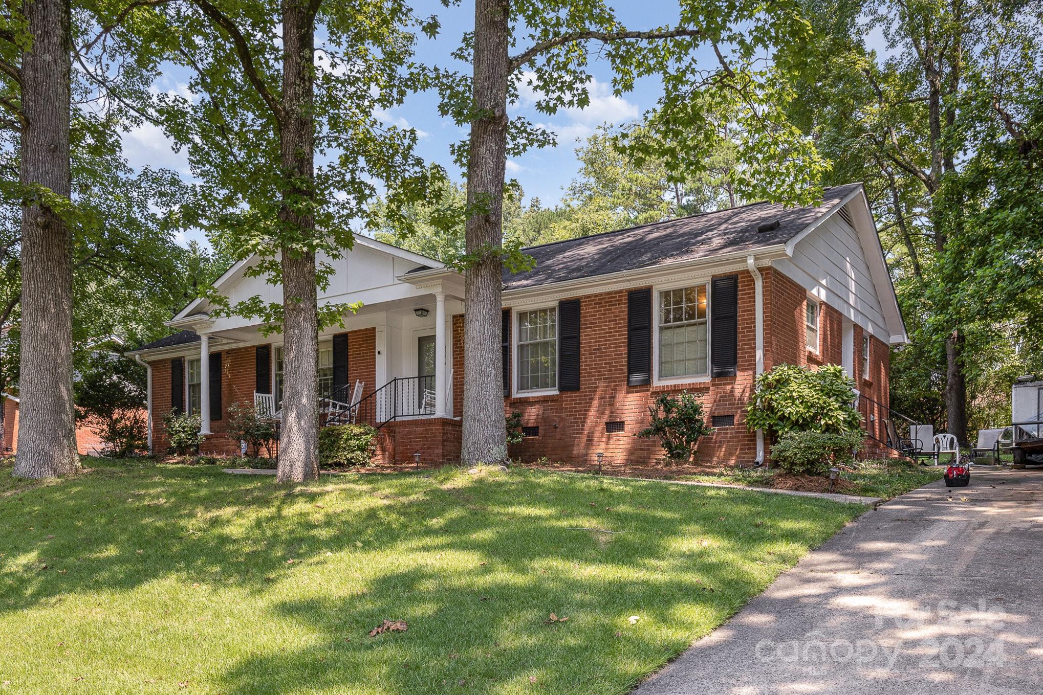 Highbrook Dr, Charlotte, NC 28212