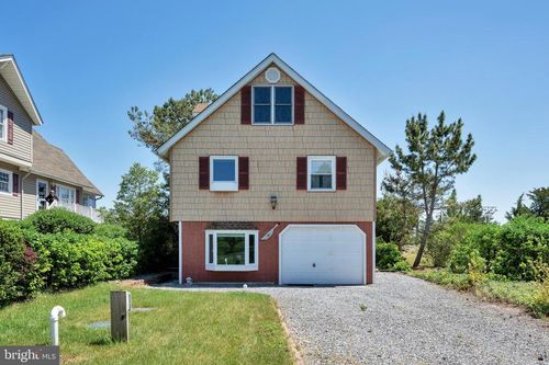 613 Bay Ave, MILFORD, DE, 19963-4916 | Card Image