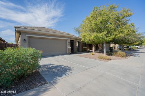 7040 W Gary Way, Laveen, AZ, 85339-3118 | Card Image
