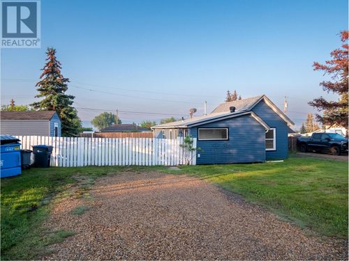 1005 95 Ave, Dawson Creek, BC, V1G1H9 | Card Image