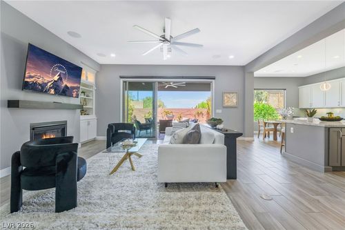 9988 Regency Square Ave, Las Vegas, NV, 89148-4337 | Card Image