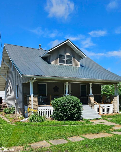 221 S Cross St, Birmingham, IA, 52535-9057 | Card Image