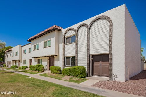 7647 E Montecito Ave, Scottsdale, AZ, 85251-3605 | Card Image