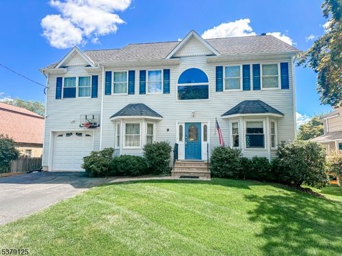 9 Knoll Rd, Parsippany, NJ, 07054-1418 | Card Image
