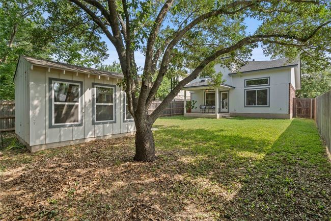 11710 Raymond C Ewry Ln, House other with 3 bedrooms, 3 bathrooms and 4 parking in Austin TX | Image 21