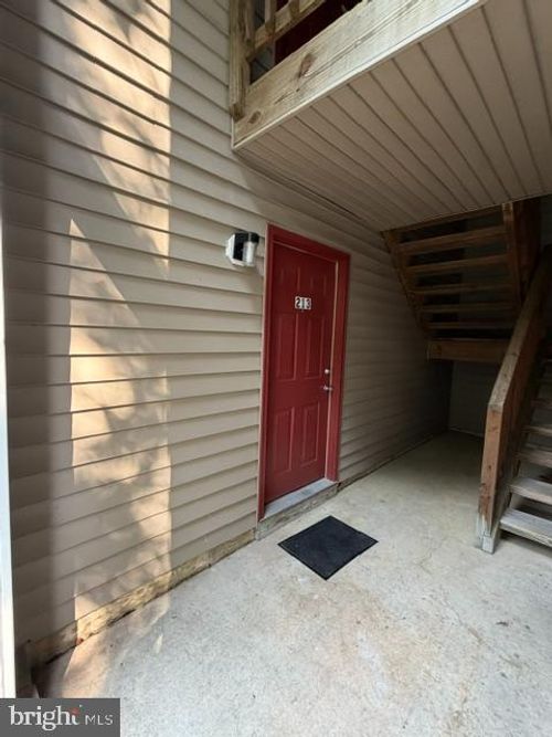 213 Ashley Run, VOORHEES, NJ, 08043-1173 | Card Image