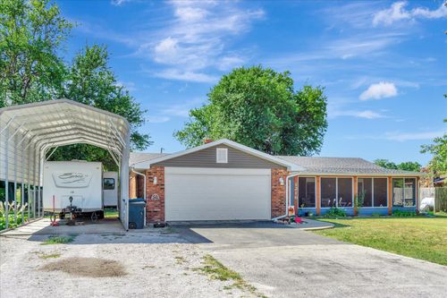 1216 Charlene Dr, Bolivar, MO, 65613-2874 | Card Image