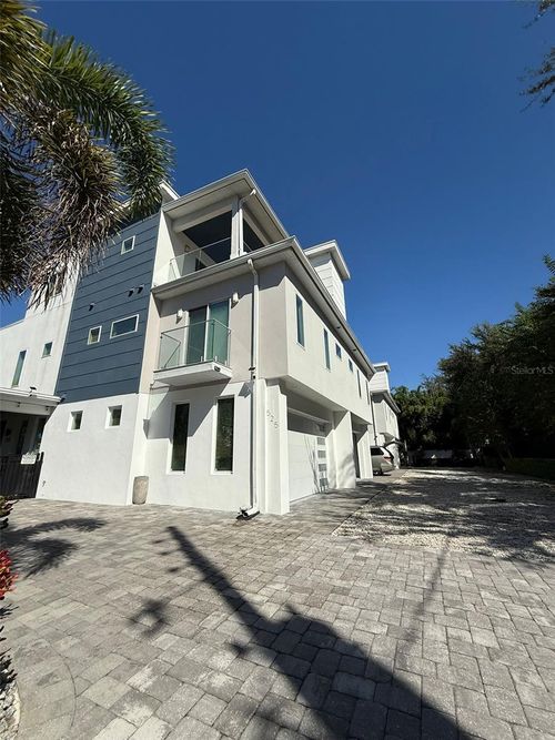 521 Peachtree Rd, Orlando, FL, 32804-6816 | Card Image