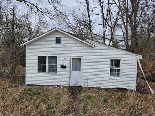 51 Clover St, Waterbury, CT, 06706-2219 | Card Image